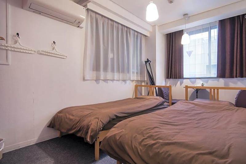 Beehive Hostel Осака Экстерьер фото